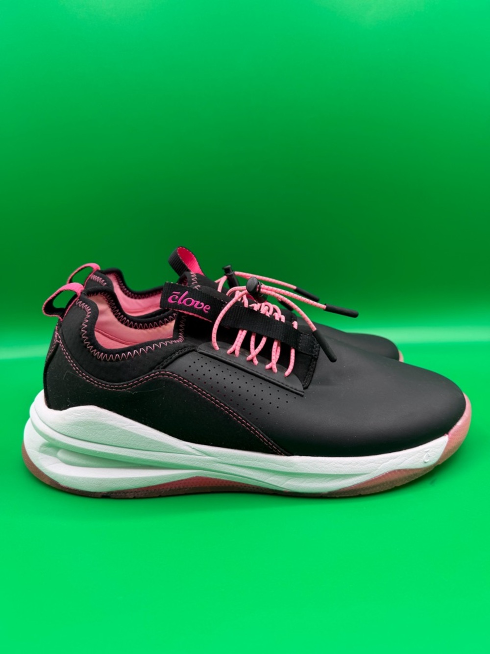 Clove Comfort Shoes Womens White Nursing Healthcare Sneakers